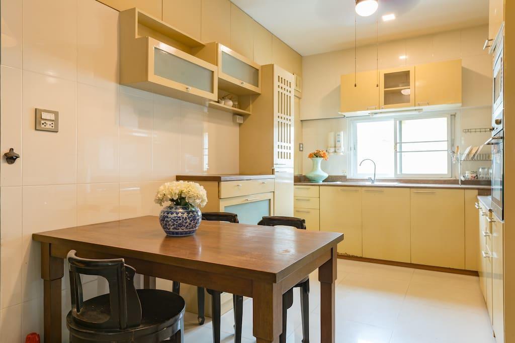Artisan'S Antique House - Silom Villa Bangkok Luaran gambar
